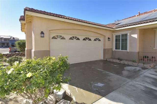 2064 Radiant Circle, San Jacinto, CA 92582