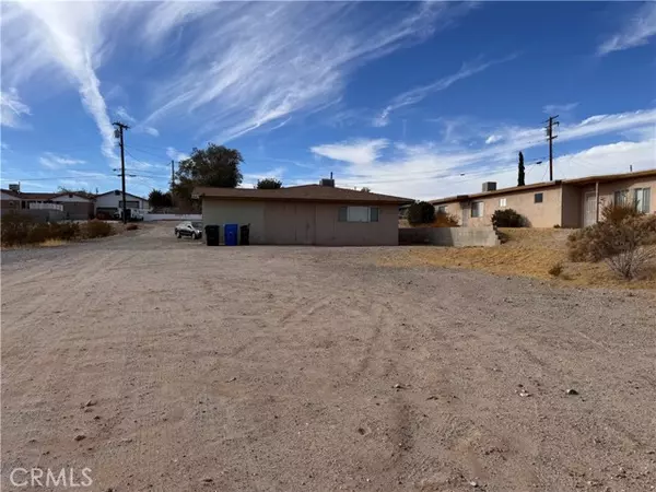 931 Pine Avenue, Barstow, CA 92311