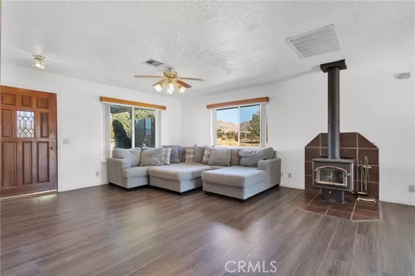 Apple Valley, CA 92307,23573 Cahuilla Road