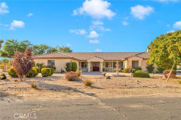 15220 Osceola Road, Apple Valley, CA 92307