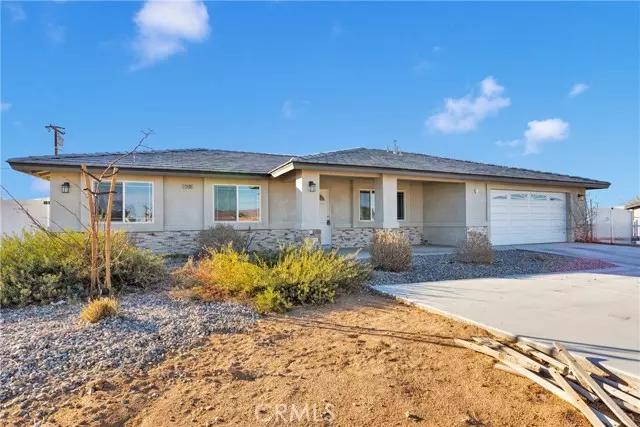 12400 Kiowa Road, Apple Valley, CA 92308