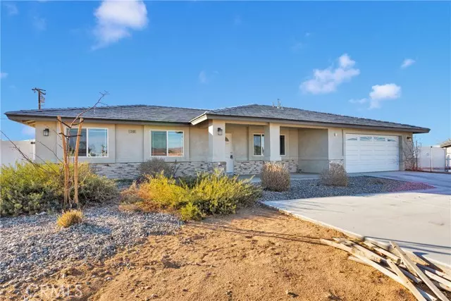 12400 Kiowa Road, Apple Valley, CA 92308