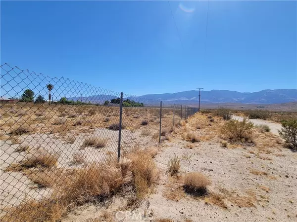 Lucerne Valley, CA 92356,0 Foothill