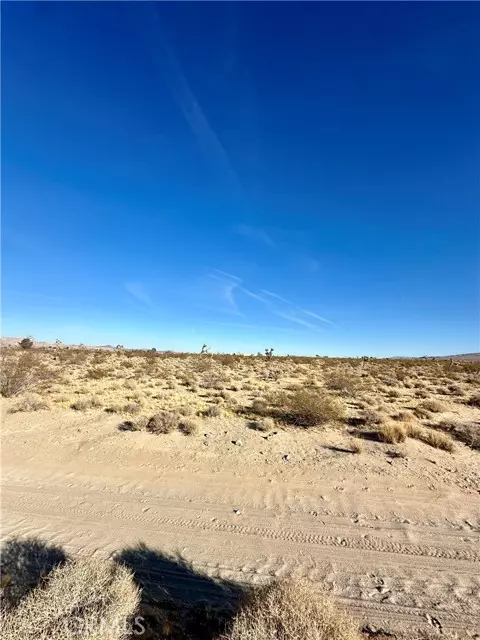 Lucerne Valley, CA 92356,0 Visalia