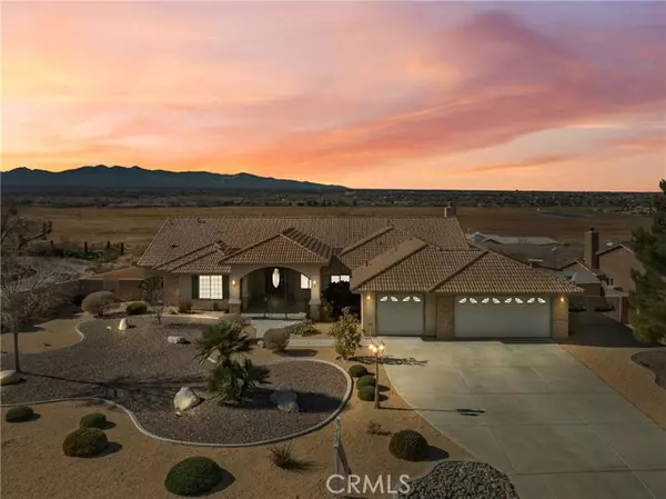 12538 Overlook Road, Apple Valley, CA 92308