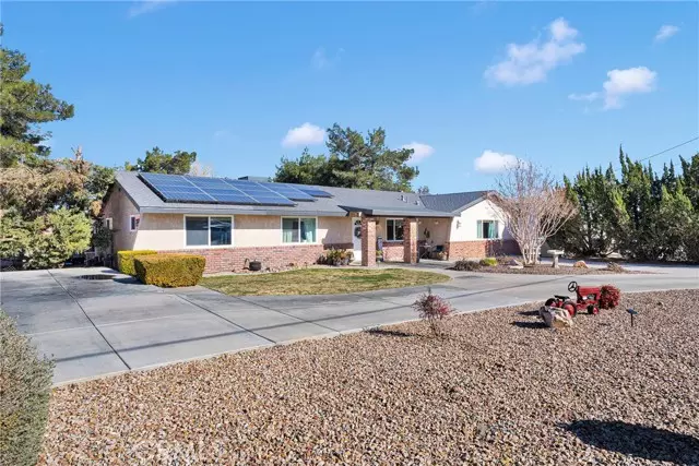 18060 Danbury Avenue, Hesperia, CA 92345