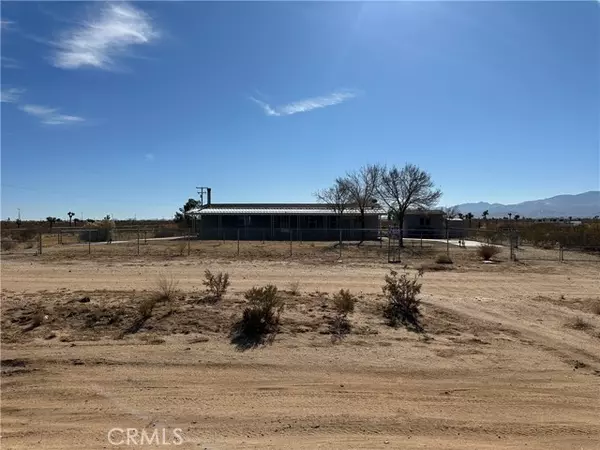 Phelan, CA 92371,7455 Luna Road