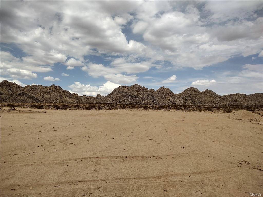 Lucerne Valley, CA 92356,0 Stellar