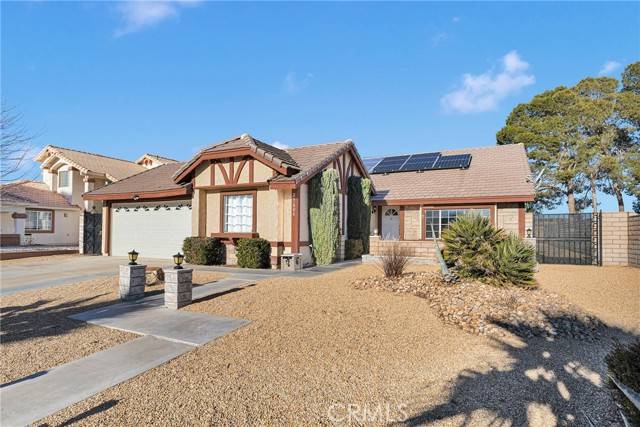 27606 Silver Lakes Parkway, Helendale, CA 92342