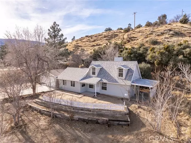 3481 Pipeline Road, Pinon Hills, CA 92372