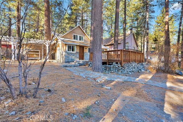 Wrightwood, CA 92397,1329 Helen Street