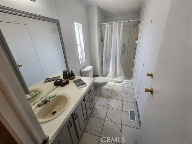 Apple Valley, CA 92307,20843 Waalew #C14