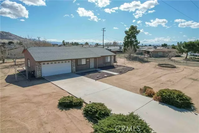 21929 Wren Street, Apple Valley, CA 92308