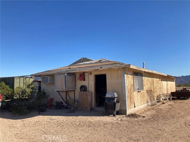 Newberry Springs, CA 92365,35127 Condor Road