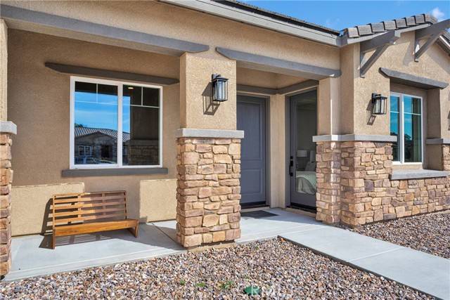 Apple Valley, CA 92308,12961 Davona Dale Road