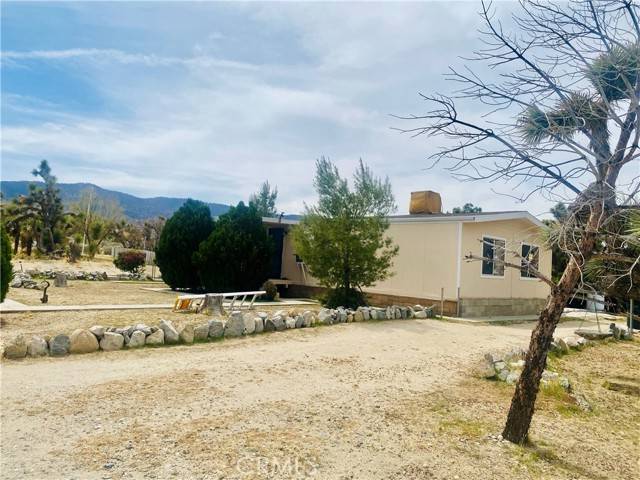 11174 Wintergreen Road, Pinon Hills, CA 92372