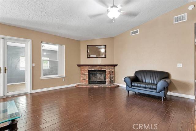 Hesperia, CA 92345,11941 9th Avenue