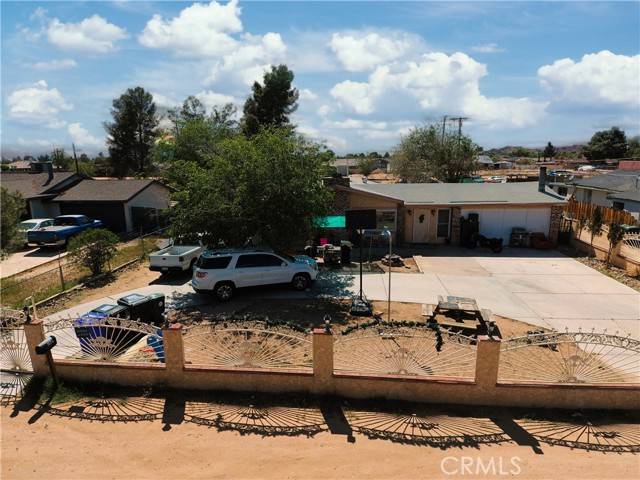 14136 Osage Road, Apple Valley, CA 92307