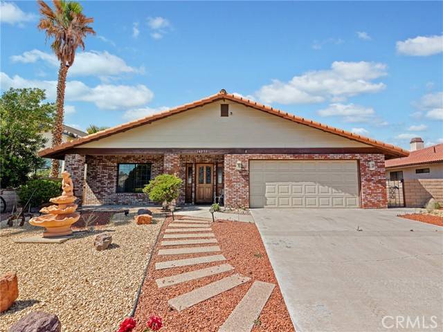 Victorville, CA 92395,14053 Driftwood Drive