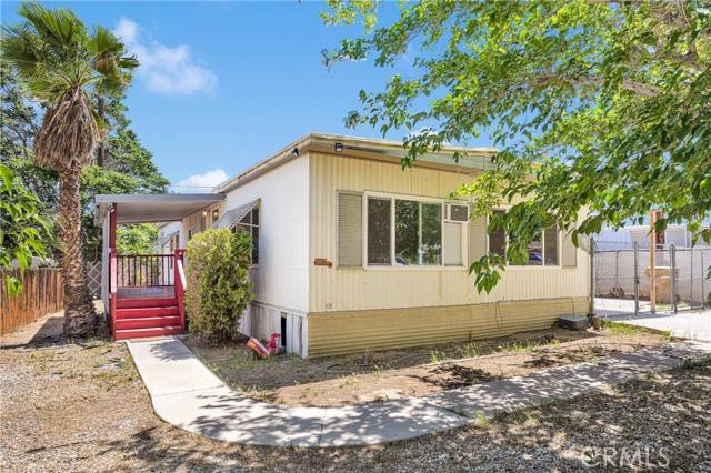 18995 Hinton, Hesperia, CA 92345