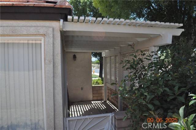 Apple Valley, CA 92308,11584 Oak Street