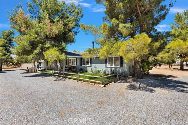 6188 Cambria Road, Phelan, CA 92371