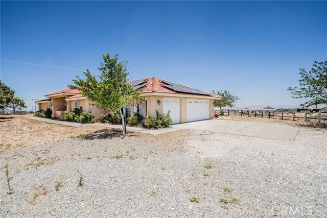 8225 Ailanthus Street, Phelan, CA 92371