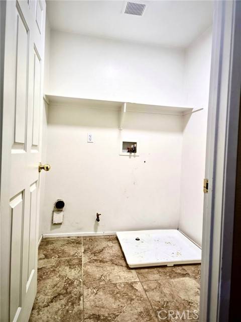 13377 Porter Creek Street, Oak Hills, CA 92344