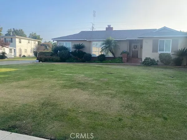 1016 W Olive Street, Corona, CA 92882