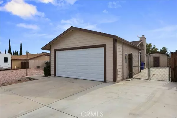 Victorville, CA 92395,16819 Hidden Creek Drive