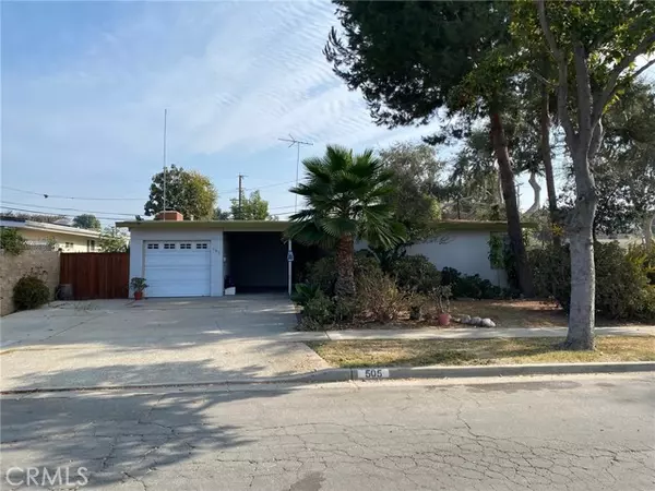 Fullerton, CA 92832,505 W Maplewood Avenue