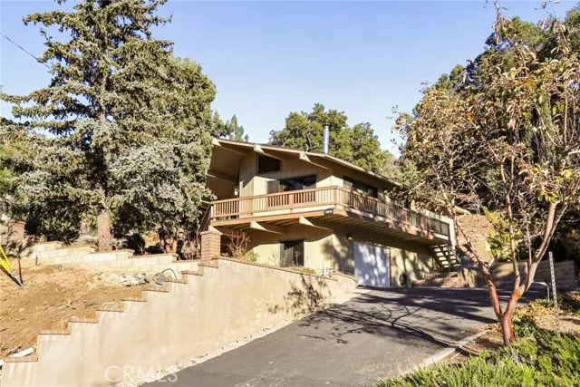 6245 Apple Vista Drive, Wrightwood, CA 92397