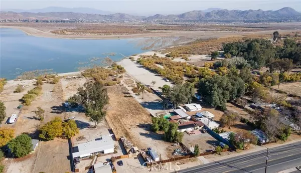 Lake Elsinore, CA 92530,0 Grand