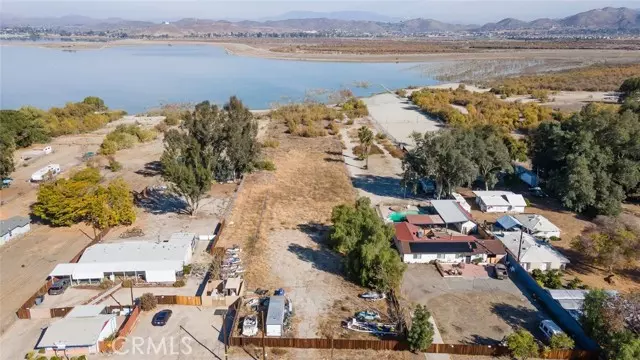 Lake Elsinore, CA 92530,0 Grand