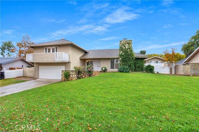 424 Phlox Court, Redlands, CA 92373