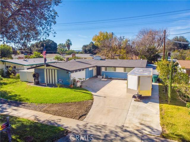 6875 La Jolla Drive, Riverside, CA 92504