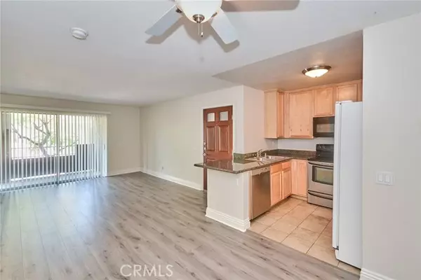 Corona, CA 92882,2525 San Gabriel Way #204