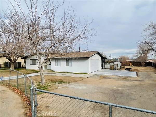 Hesperia, CA 92345,16420 Cashew Street