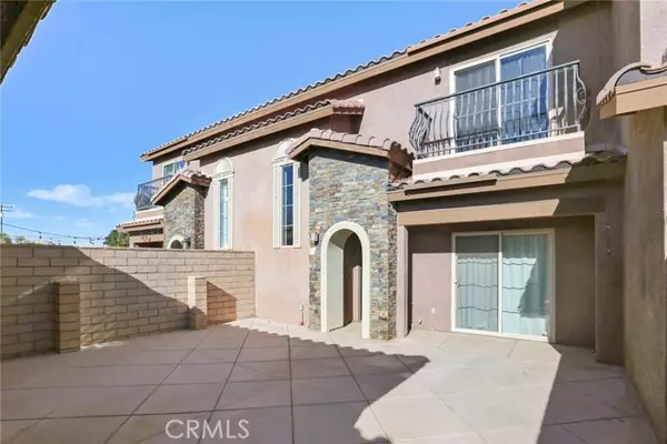 Apple Valley, CA 92307,14193 Jicarilla Road #302