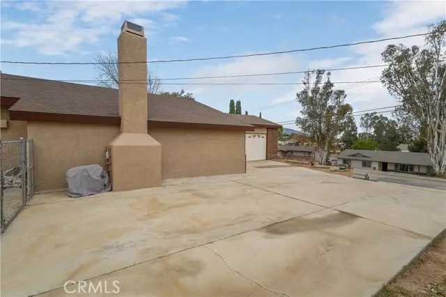 2163 Corona Avenue, Norco, CA 92860