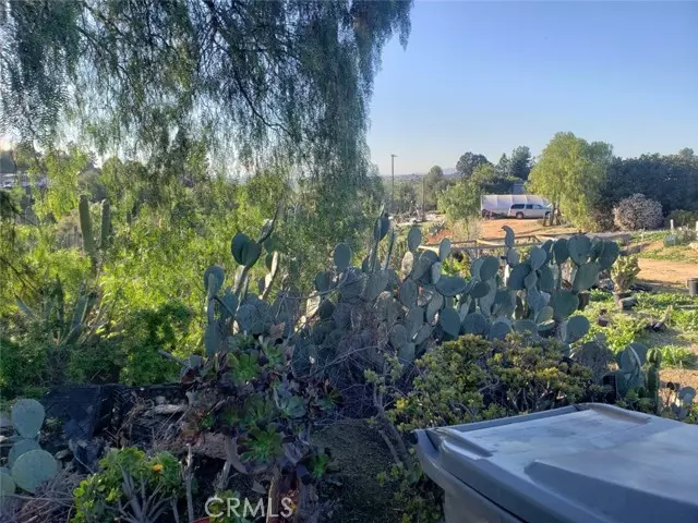 Escondido, CA 92026,10118 Lilac Ridge