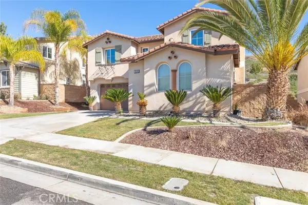 Lake Elsinore, CA 92532,35516 Desert Rose Way