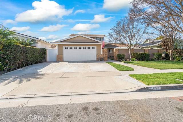 16671 Cedar Circle, Fountain Valley, CA 92708