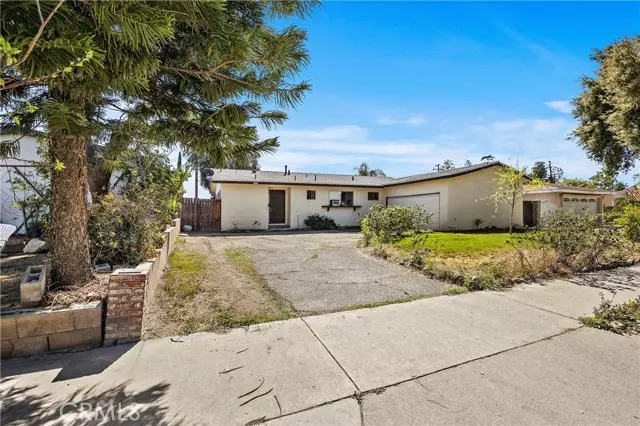 4555 Oakdale Street, Montclair, CA 91763