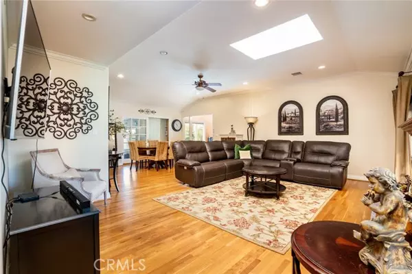 North Tustin, CA 92705,17922 Romelle Avenue