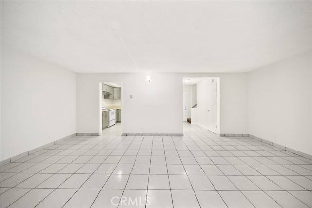 Santa Ana, CA 92704,624 S Sullivan Street #15A