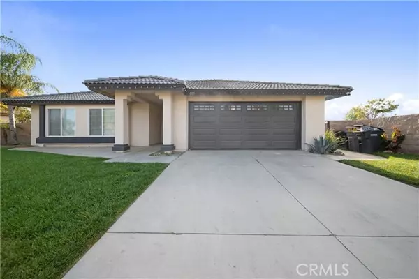 885 Coramdeo Court, Hemet, CA 92543