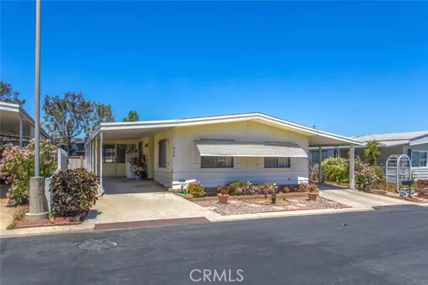 Corona, CA 92882,924 Whitecliff