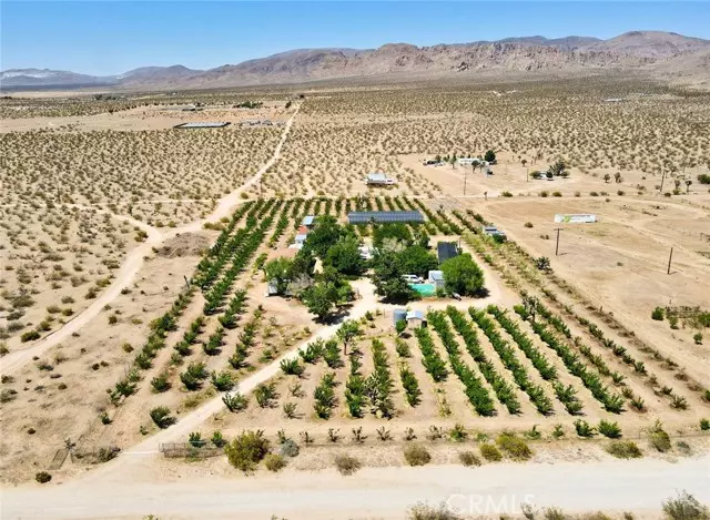 Apple Valley, CA 92307,27126 Cahuilla Road