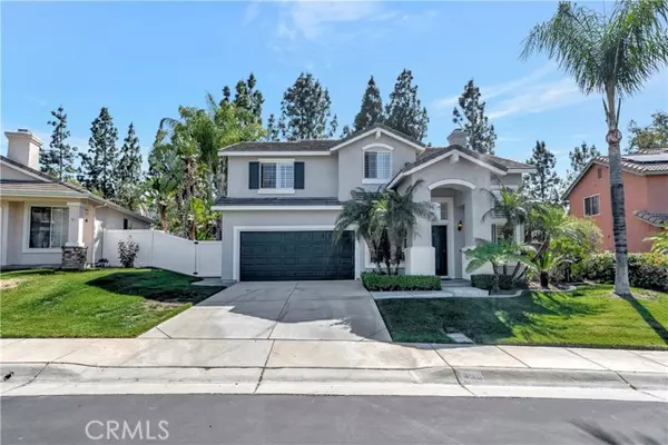 330 Exeter Way, Corona, CA 92882